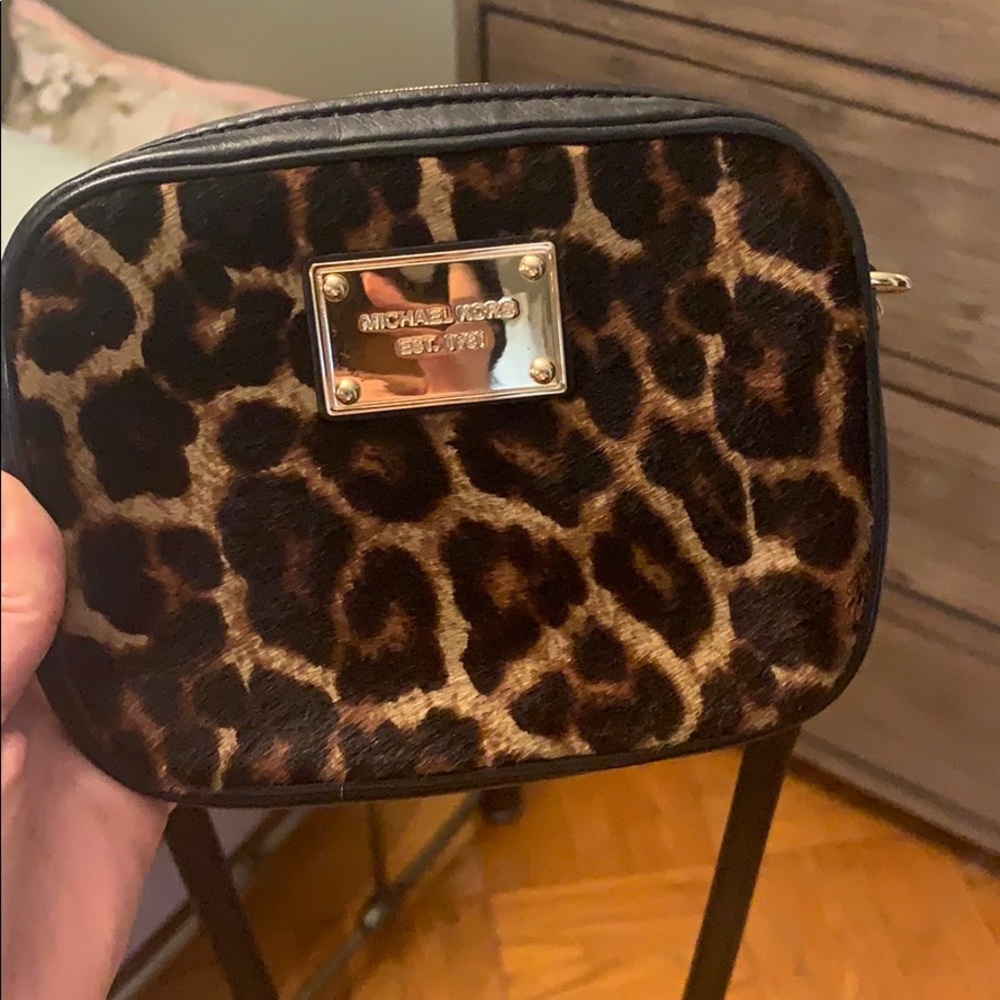Michael Kors Leopard Crossbody bag